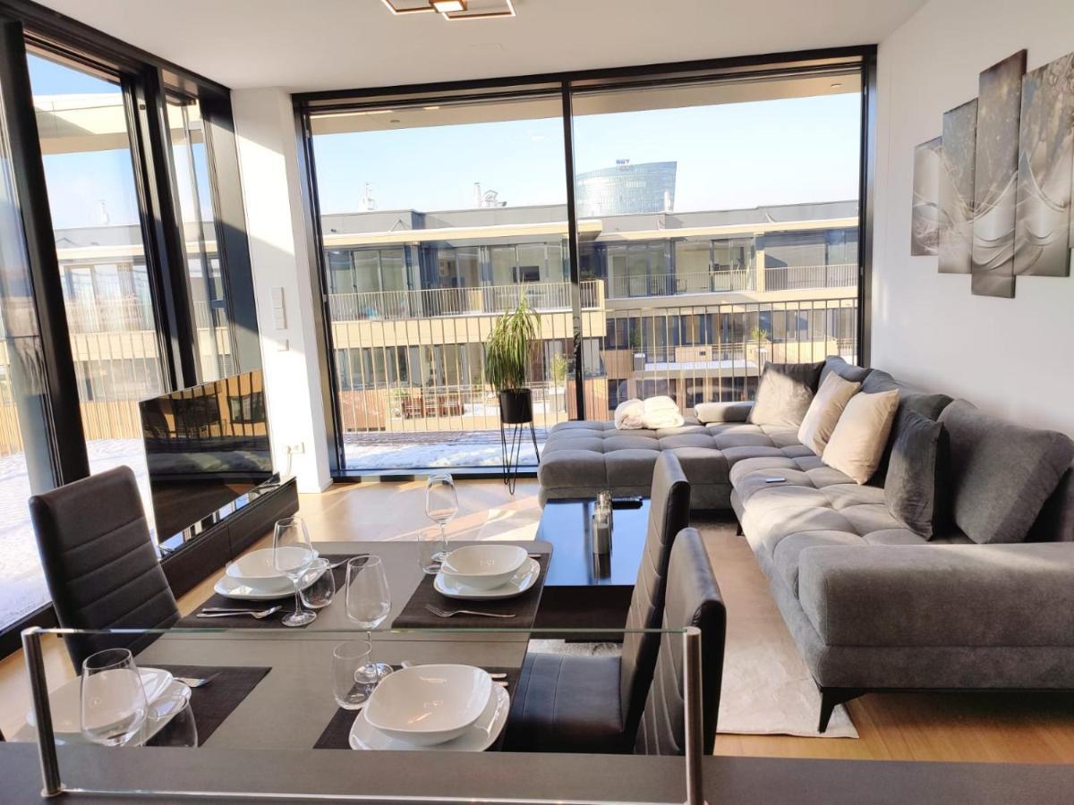 Panorama Apartment Vienna - free parking, sauna&fitness Eksteriør bilde