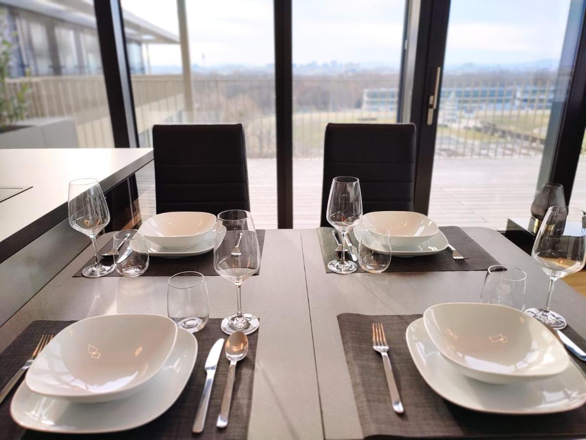 Panorama Apartment Vienna - free parking, sauna&fitness Eksteriør bilde