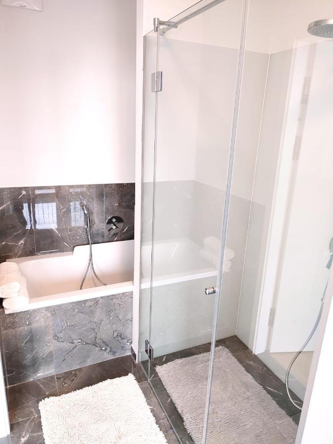 Panorama Apartment Vienna - free parking, sauna&fitness Eksteriør bilde