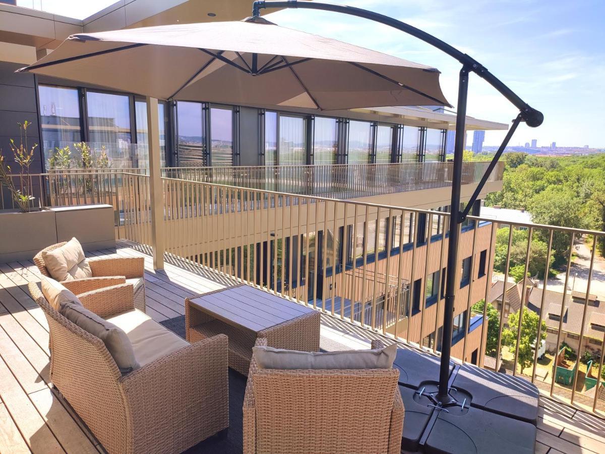 Panorama Apartment Vienna - free parking, sauna&fitness Eksteriør bilde